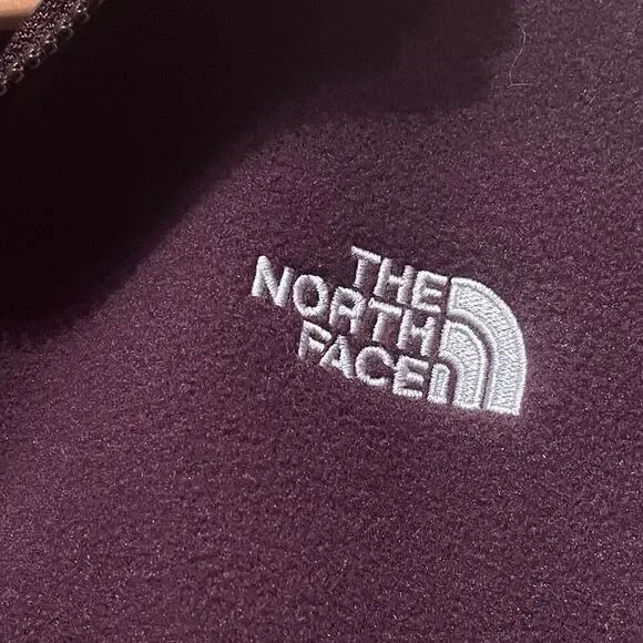The North Face Women’s M Fleece Jacket | Plum Full Zip Outdoor Layer NWOT - Picture 8 of 10
